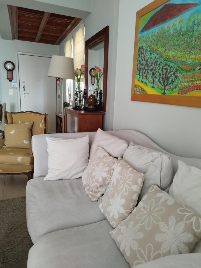 Indigo Apartment Rafina  Luaran gambar