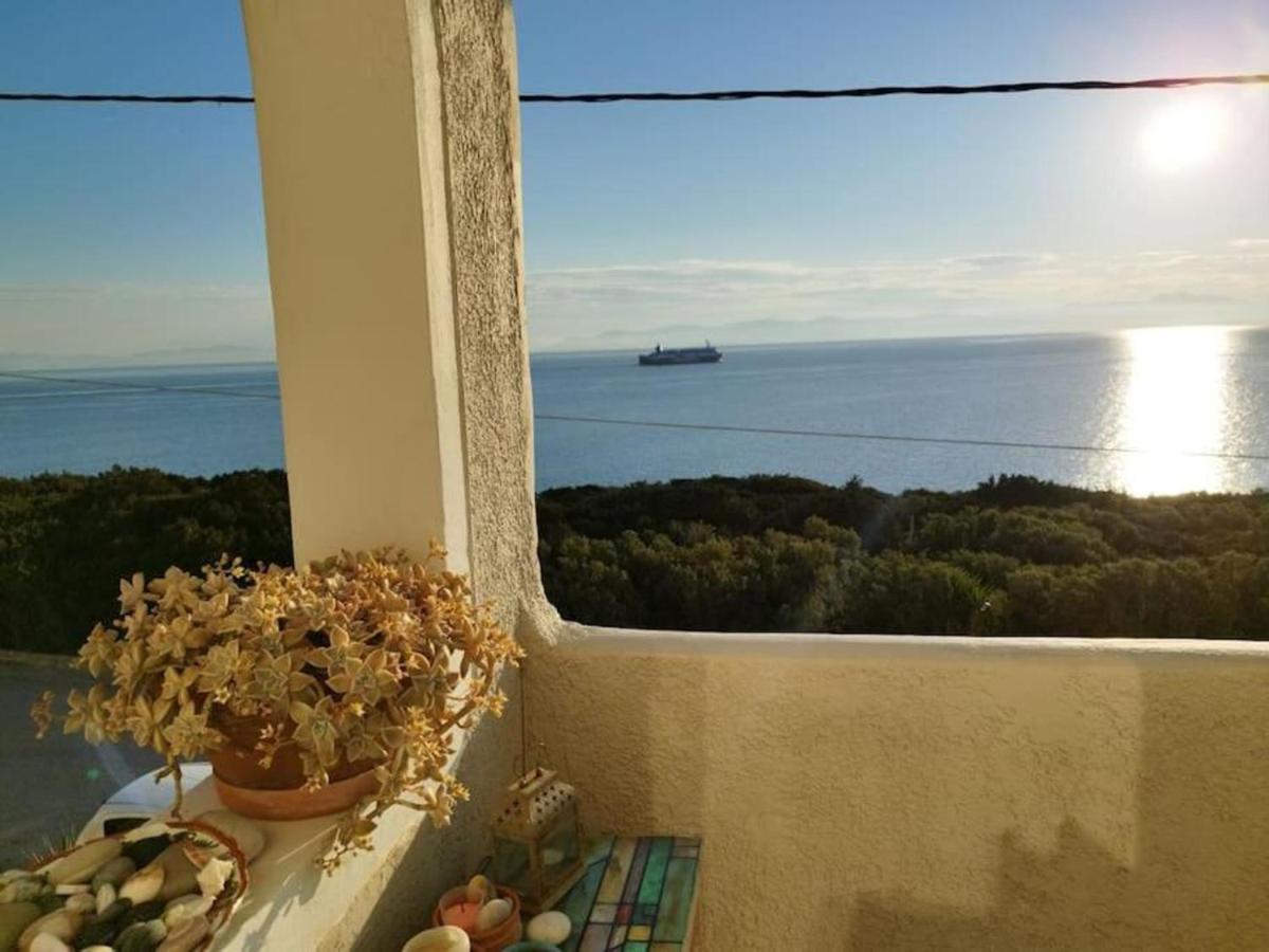 Indigo Apartment Rafina  Luaran gambar